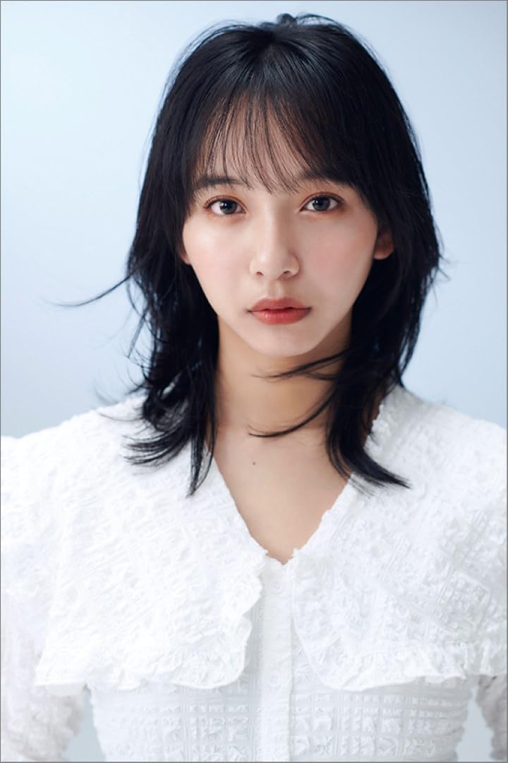 Suzu Yamanouchi 2024 Desk Calendar CL240294 Japanese Book Store