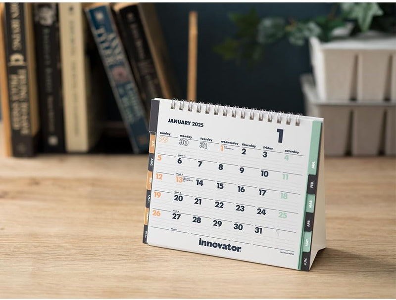 Innovator 2025 Desk Calendar M 31352006