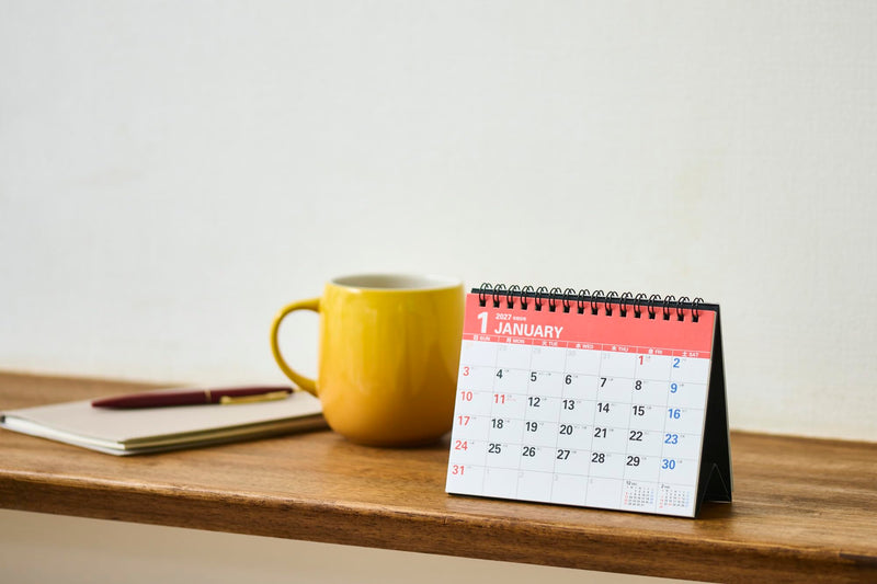 Takahashi 2027 Desk Calendar A6 E132