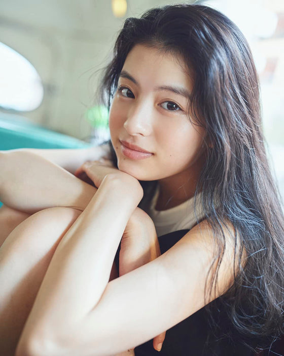 Natsuki Deguchi 1st Photobook liberte