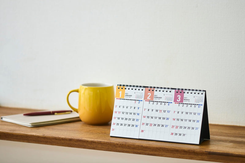 Takahashi Shoten Takahashi 2027 Desk Calendar 3-Month List Modified B7 x 3 Panels E163