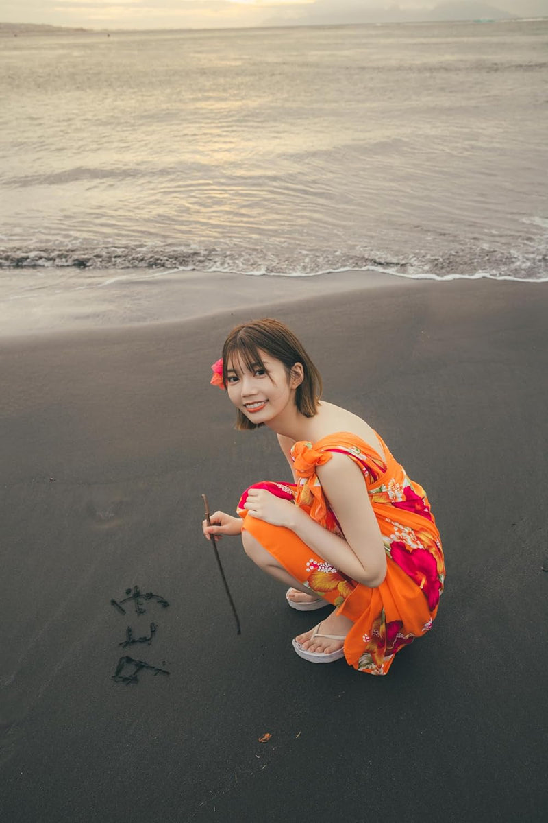 Hinatazaka46 Ayaka Takamoto 1st Photobook Boku no Kioku no Naka de