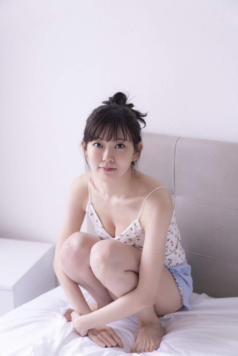 Miyuki Watanabe Photo Style Book 'Miyuki desu.'