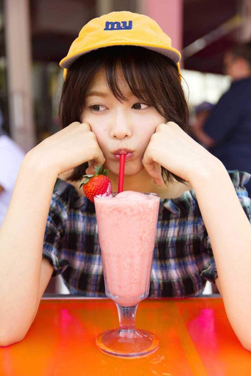 Risa Watanabe 1stPhotobook Mukuchi