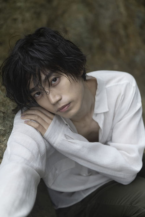 Kensuke Takahashi 1st Photobook Moraimono