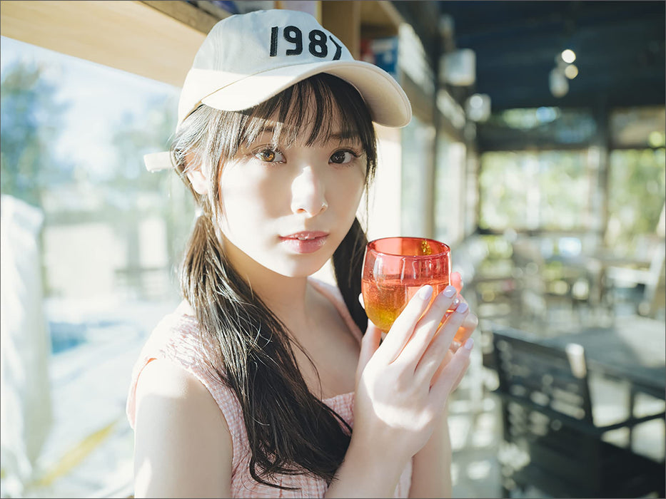 Miyu Kubota Photobook UP_DATE