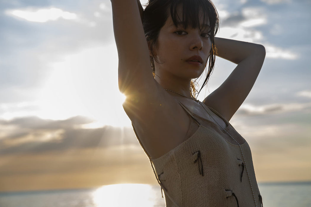 Yuki Sakurai First Photobook 'Lis blanc'